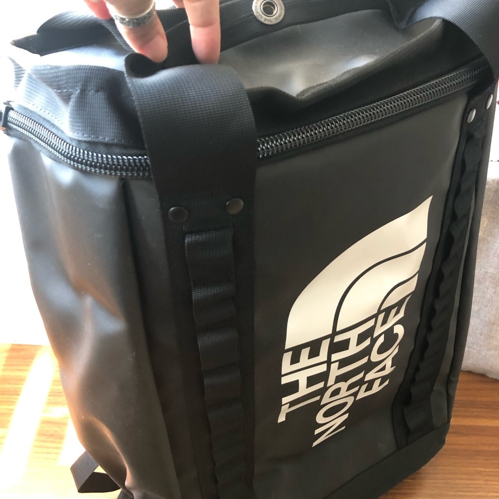 The North Face Black Backpack Durable Weather-Resistant